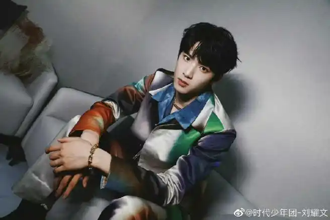 刘耀文0923生日快乐#是耀眼十足的全能少年,也有着超越年龄的成熟与