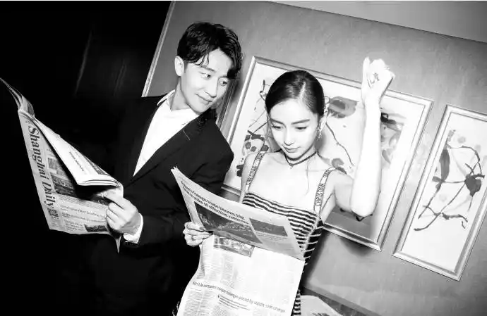 黄轩&angelababy(杨颖),日前于某活动合体,两人"cp感"满满