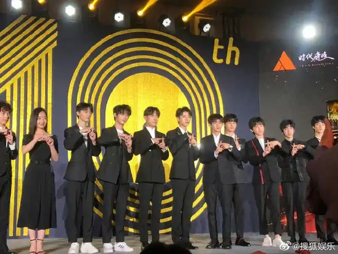 15虽然才23岁,但@tfboys-王俊凯出道十年来一直都很有责任感和担当