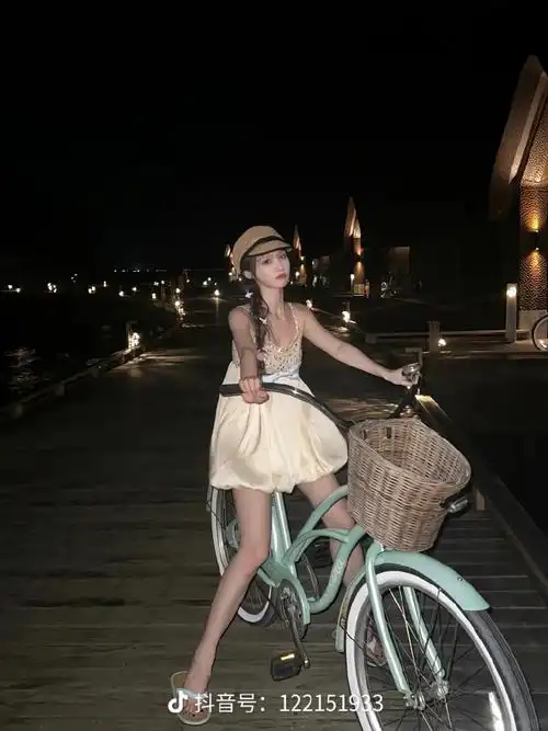 snh48超话  宋昕冉泳装近照合集93  冉冉身材绝对的丝芭天花板