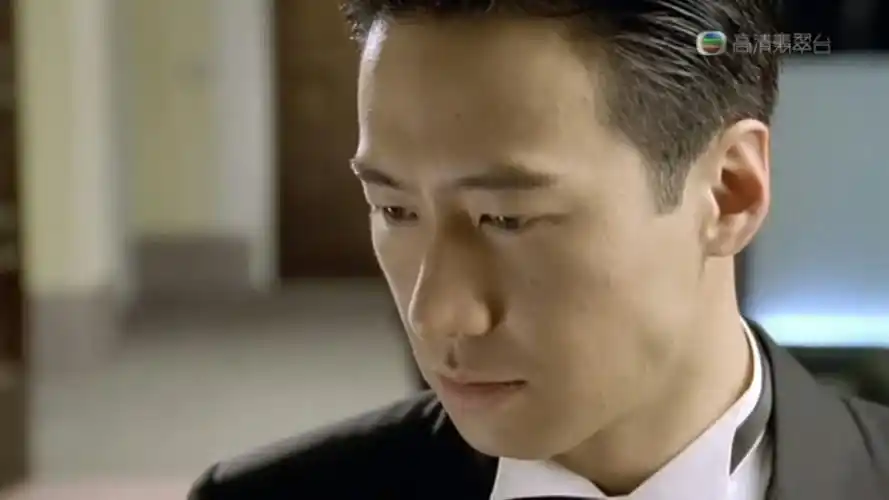 赌神3少年赌神黎明饰演的高进为什么在细七受伤的时候关她的氧气爱她