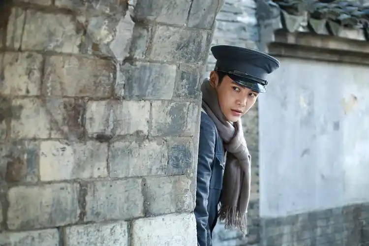 孙坚锋刃剧照曝光谍战剧演冷峻特工