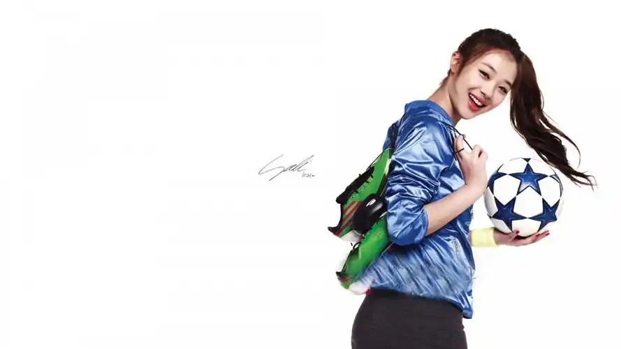 韩国美女明星崔雪莉图片壁纸-美女壁纸-高清美女图片-第13图-娟娟壁纸