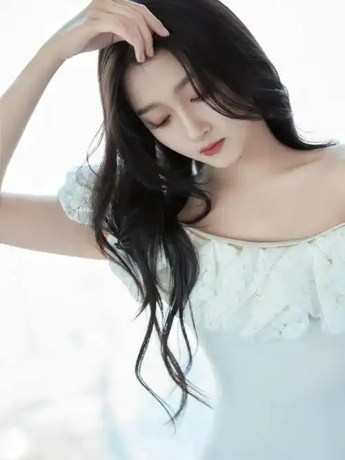 关晓彤唯美清纯的大片,灵动优雅娇俏可人(1)[35p] - 〖美图诗画