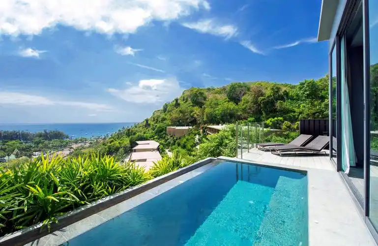 预订桑苏里别墅