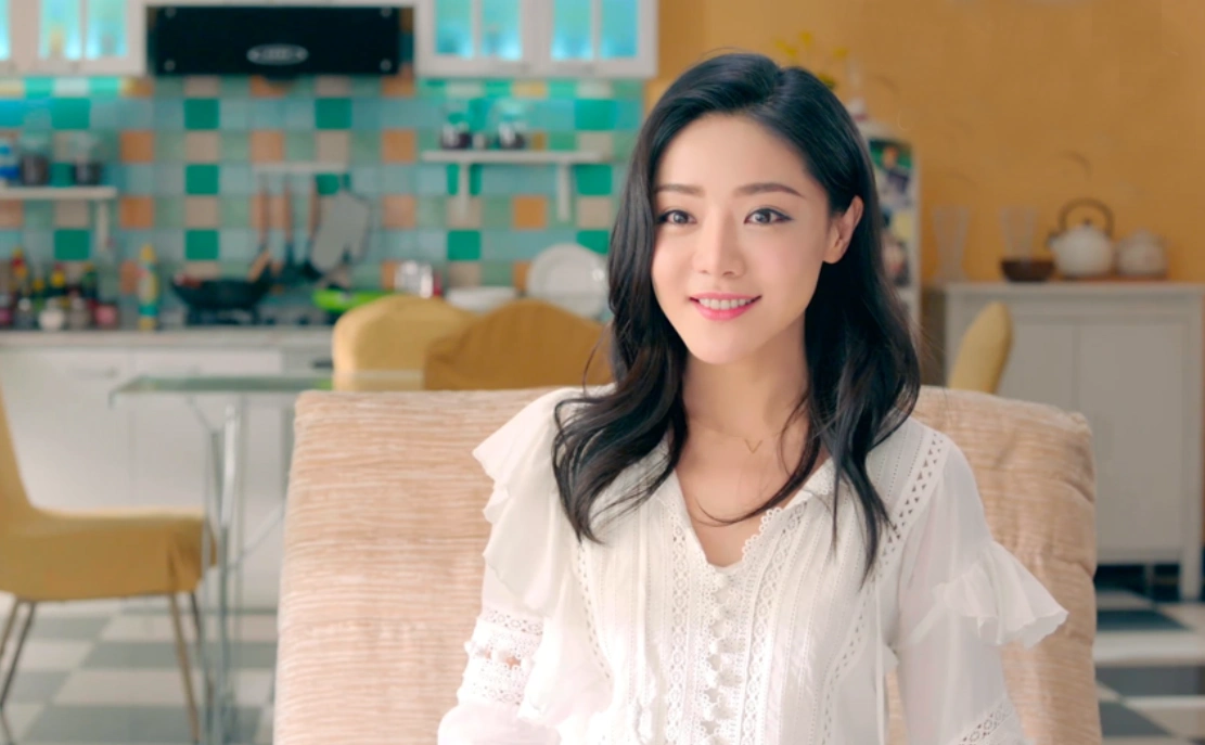 一张"豆腐皮"炸出演技派,被绑哭戏爆裂,邓家佳用实力证明自己