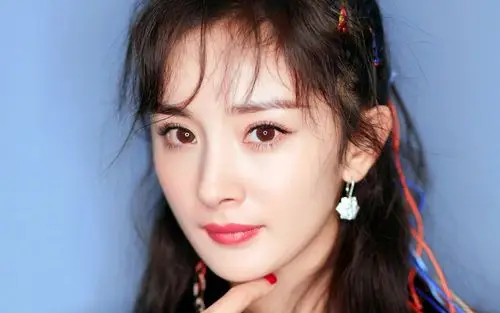 杨幂甜美造型写真图片壁纸-美女壁纸-高清美女图片-第3图-娟娟壁纸