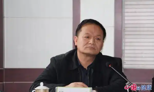 县委政法委副书记王林