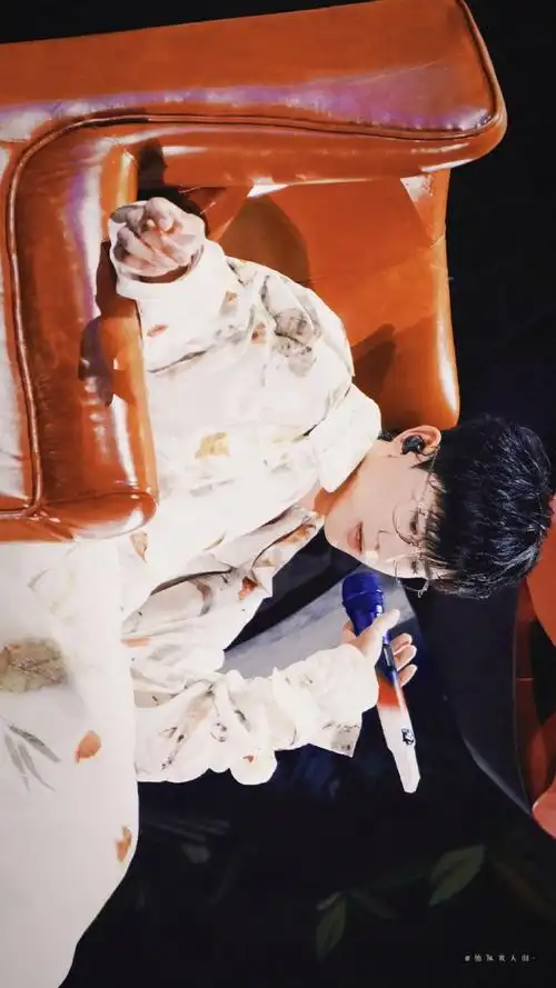 是甜心也是酷哥@张杰  调色/高清壁纸9p|转载请注明出处  #张杰未