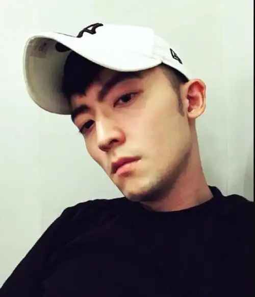 脱下戏装后,man到炸|天天有喜|兔儿|陈威翰_新浪新闻