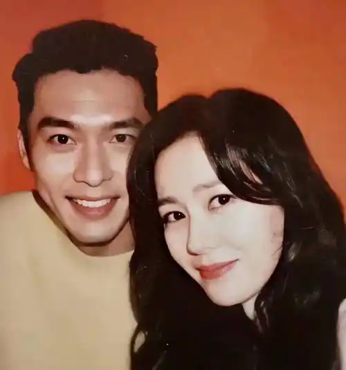 玄彬孙艺珍明年将结婚?月牙眼的孙艺珍笑起来太甜了吧!