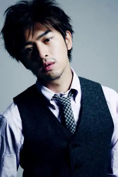 陈柏霖喜迎27岁生日不谈感情只爱事业(图)