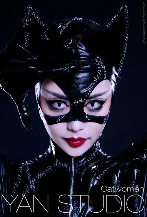猫女catwoman