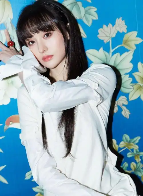 郑爽荣获2019年度人气先锋演员,人如其名,关键靠这一点