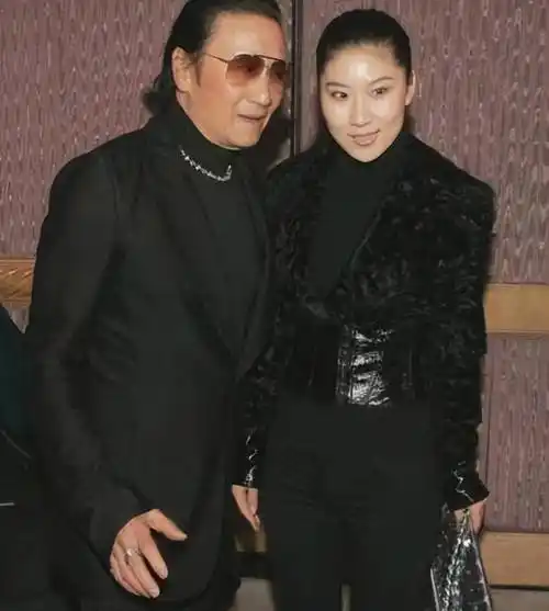 69岁谢贤与20岁coco的爱情,终究昙花一现_年龄_人们_时间