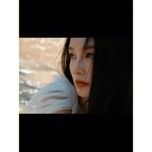 李沁河边照片来喽