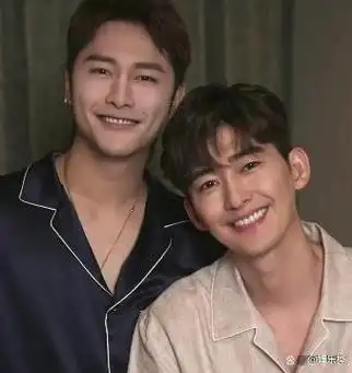 "红气养人,糊气磨人",《花少》里40岁的张翰,眼里都没