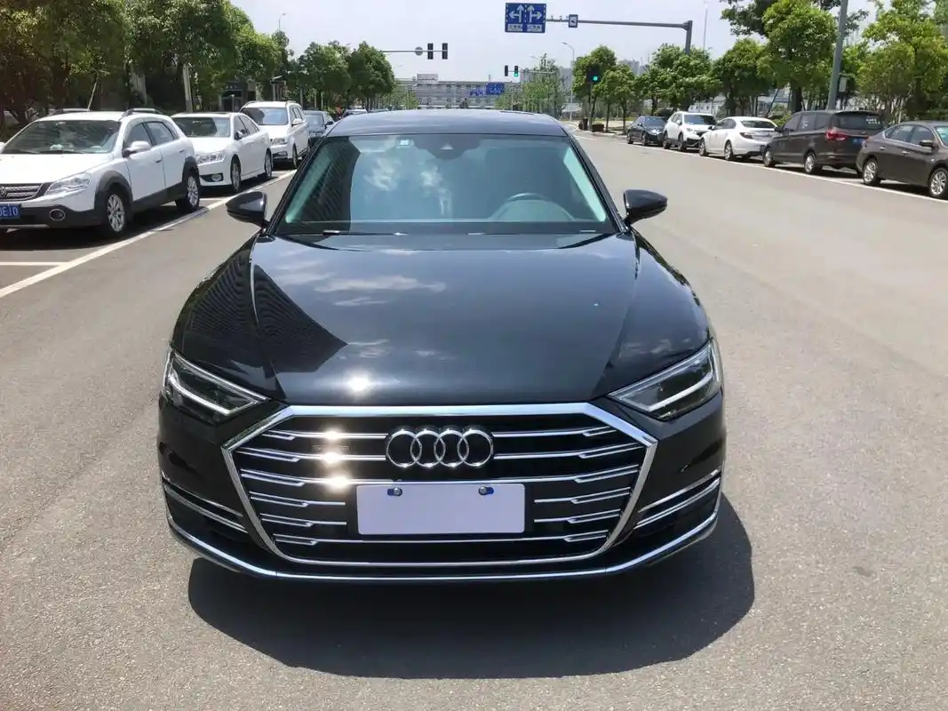 奥迪a8l55tfsi投放精英型.售价:52.8w元(还价不 - 抖音