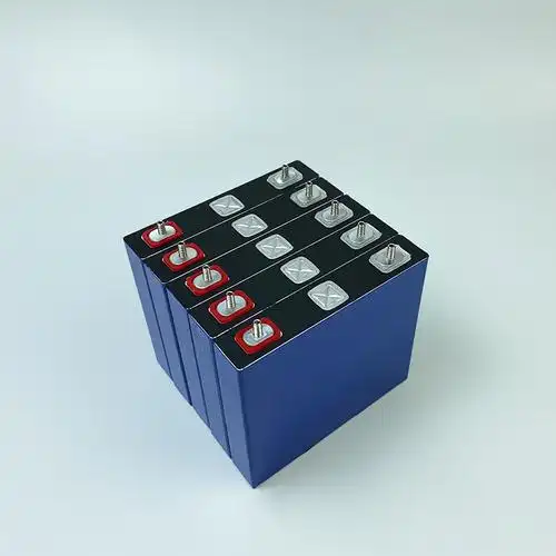 伙计们,这是一款来自日本东芝的新型钛酸锂棱柱形动力电池 钛酸锂