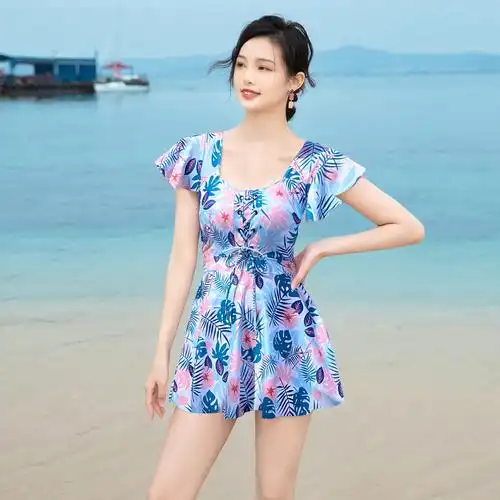 2022新款泳衣女保守连体带短袖遮肉显瘦韩国温泉大码颖熙梦游泳衣