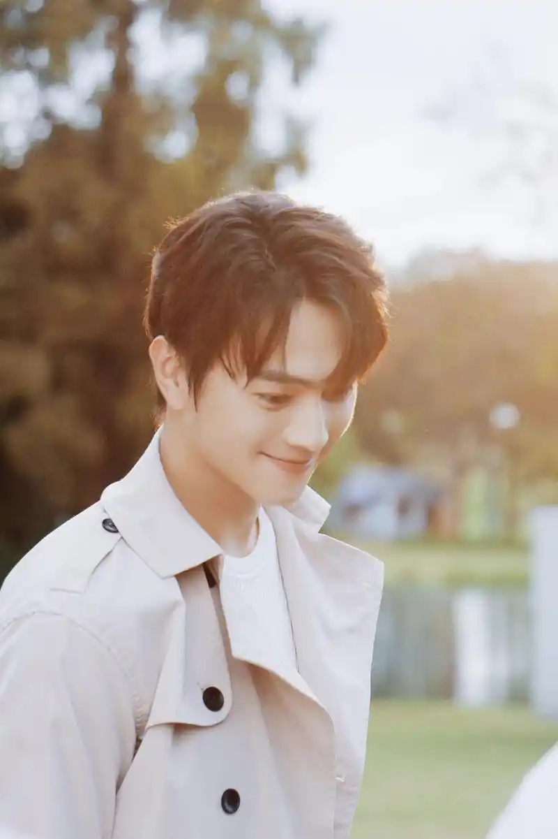 许凯的"蜜汁微笑"