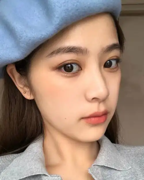 夏天坚持补水和防晒,不仅皮肤光滑白皙,颜值也会悄悄提高