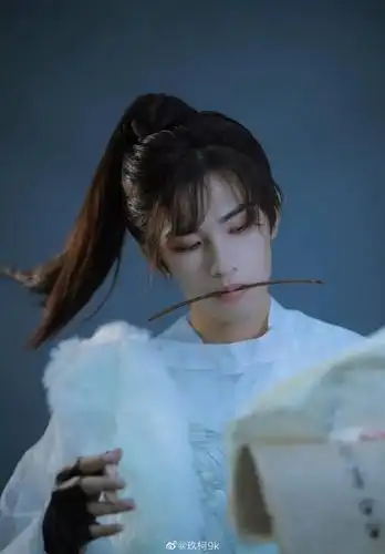 谁说古风只适合女孩子,男孩子的古装扮相也很绝啊_楚淇