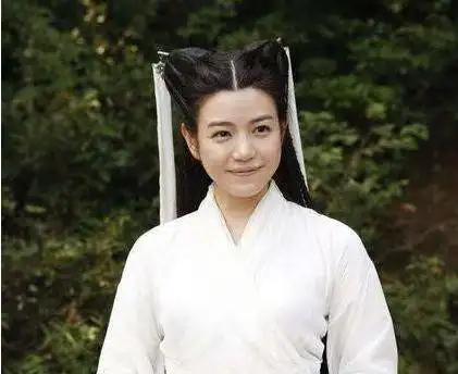 看李若彤小龙女想砸电视机,看《新神雕侠侣》小龙女:心疼尹志平