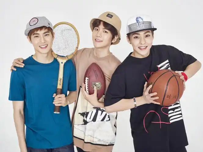 exo拍运动写真 灿烈世勋活力四射