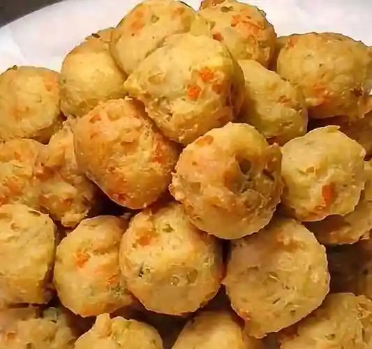 炸豆腐丸子(炸豆腐丸子做法视频)