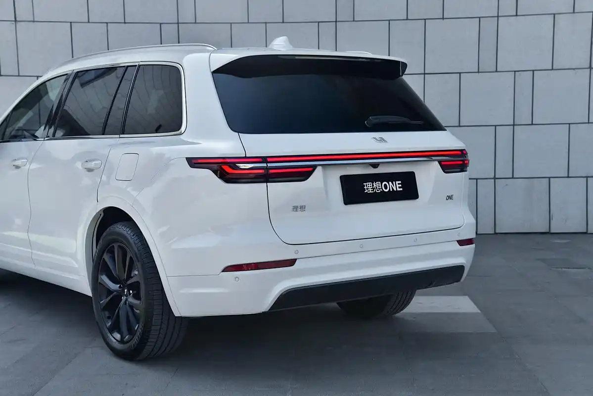 理想one之所以能取得如此好的市场,有四大亮点,让其成为豪华大中型suv