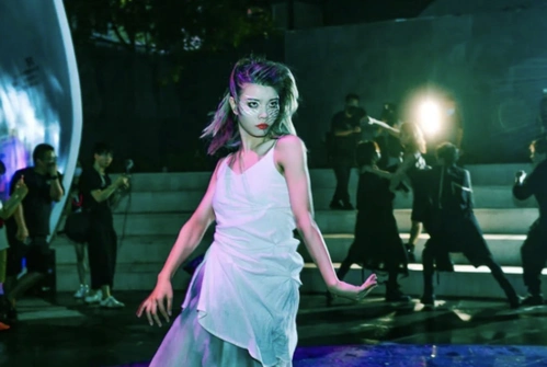 成都偷心走进成都地标重新定义了浪潮