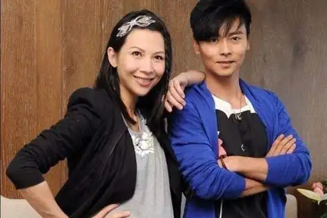 回顾"港姐"蔡少芬,人生"最绝望"的时候嫁给张晋,苦尽甘来