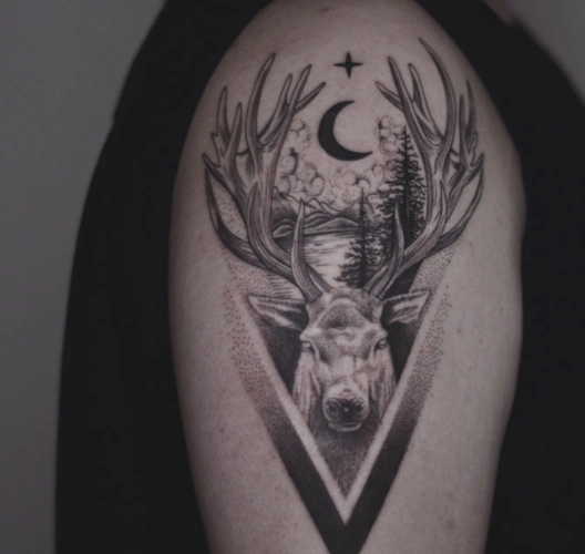 2020鹿纹身图案大全男鹿头纹身的寓意15