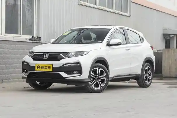 日系车15万左右suv哪款好(三款当红日系suv如何选)(2)