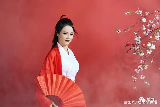 《公子在何方》是融入了古风和戏曲的一首歌,这也是我的一次全新尝试