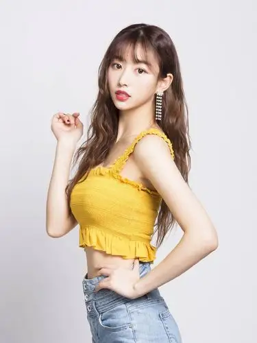 《青春有你2》孔雪儿 五官有种御姐风?