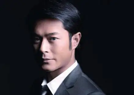 他是娱乐圈最穷巨星, 没有豪宅,豪车, 只有90多所希望小学!