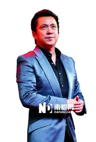 实习生孙晓斯 上周六(20日)晚,华谊兄弟董事长王中军,总裁王中磊在