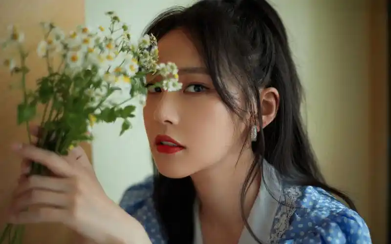 张佳宁清新性感图片桌面壁纸