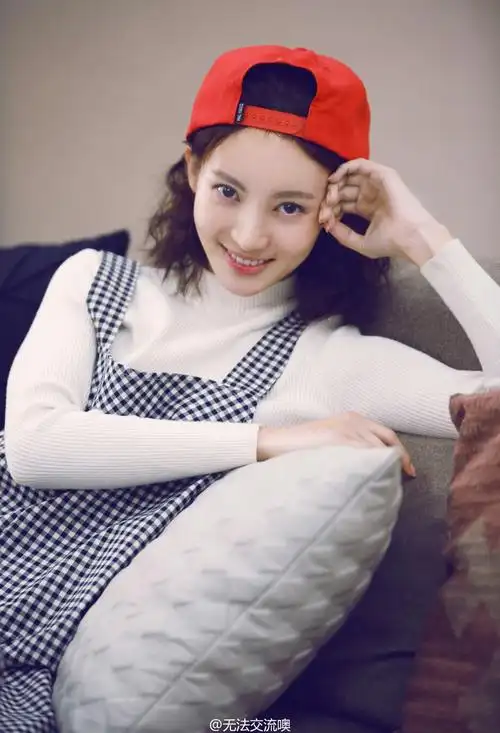 金晨 高清 搬 图源logo