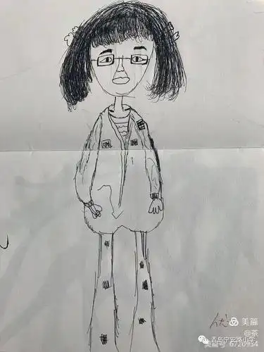 一笔一世界,一思一创意——五年级级部邀您看画展_美术