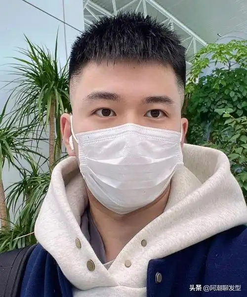 男生夏季发型别再凑合就行了,试试这3款,剪完时尚有型显帅气