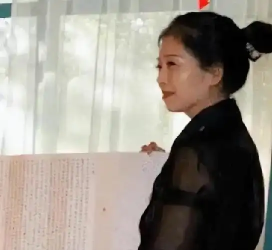 刀郎的前妻杨娜图片(刀郎前妻跑路31年后他再婚生女天下知)-万思特网