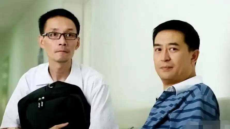 回顾演员田小洁二婚娶江珊对继女视如己出一家三口其乐融融