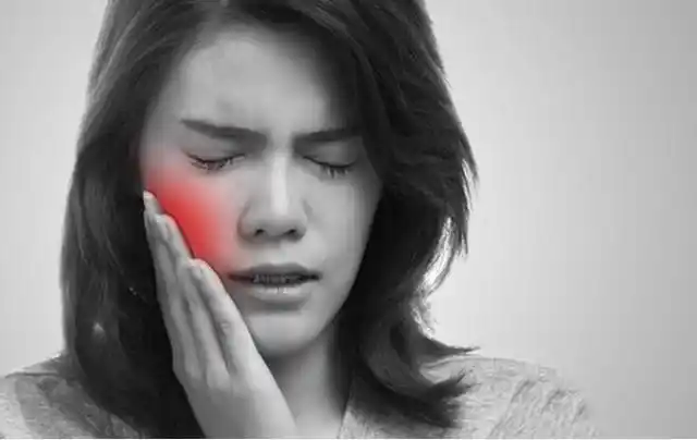 牙痛起来真要命,教你一方法让牙痛马上走