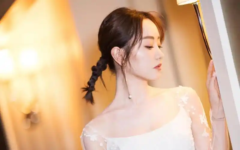 气质女神杨蓉时尚写真,高清壁纸图片,大陆明星-回车桌面