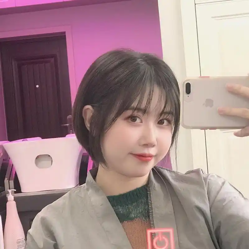 别再说圆脸不能剪短发了 看了超多人分享的圆脸肉脸短发 大家是不是对