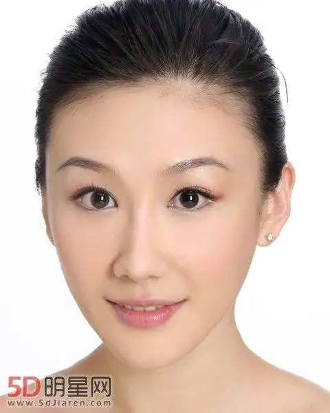 演员何中华的妻子是谁 何中华妻子宋天仪照片