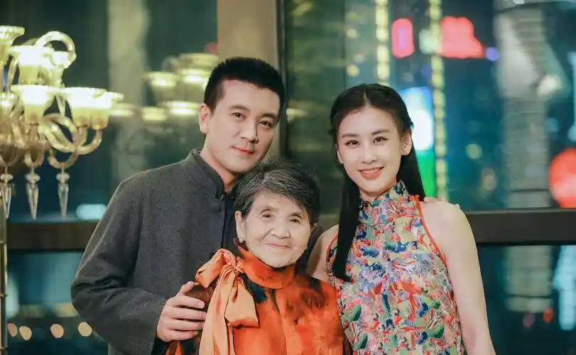 大家都知道杨子和黄圣依两个人曾经演过一部电视剧叫做《天仙配》